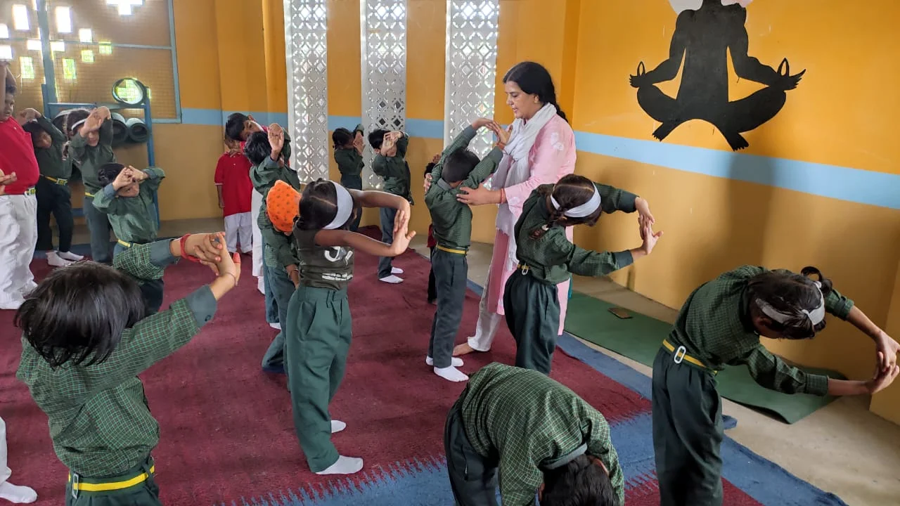 Yoga at school 3